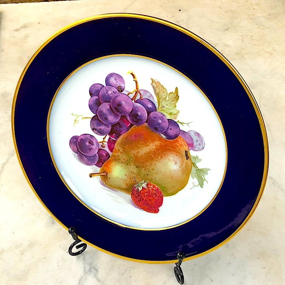 ROSENTHAL-CONTINENTAL SALAD PLATE PEAR WESTERN GERMANY VINTAGE 7 1/2IN